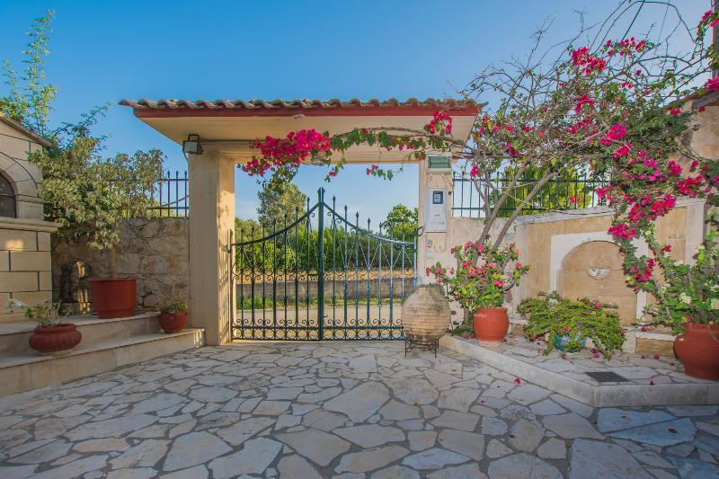Porto Giardino Apartments Psarou  Kültér fotó